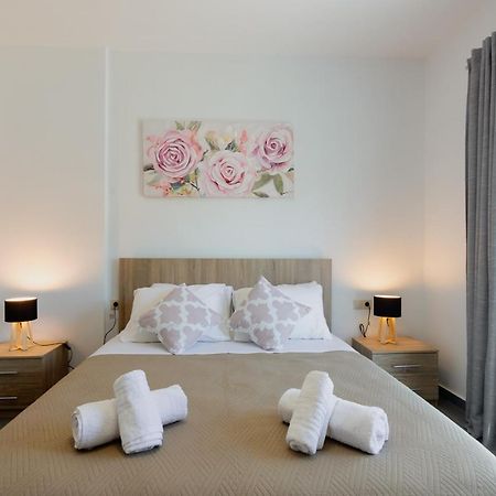 Aleanna Cozy Luxury Apartments Rhodes City ภายนอก รูปภาพ