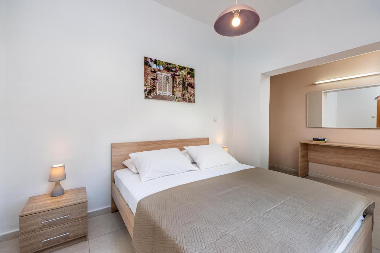 Aleanna Cozy Luxury Apartments Rhodes City ภายนอก รูปภาพ