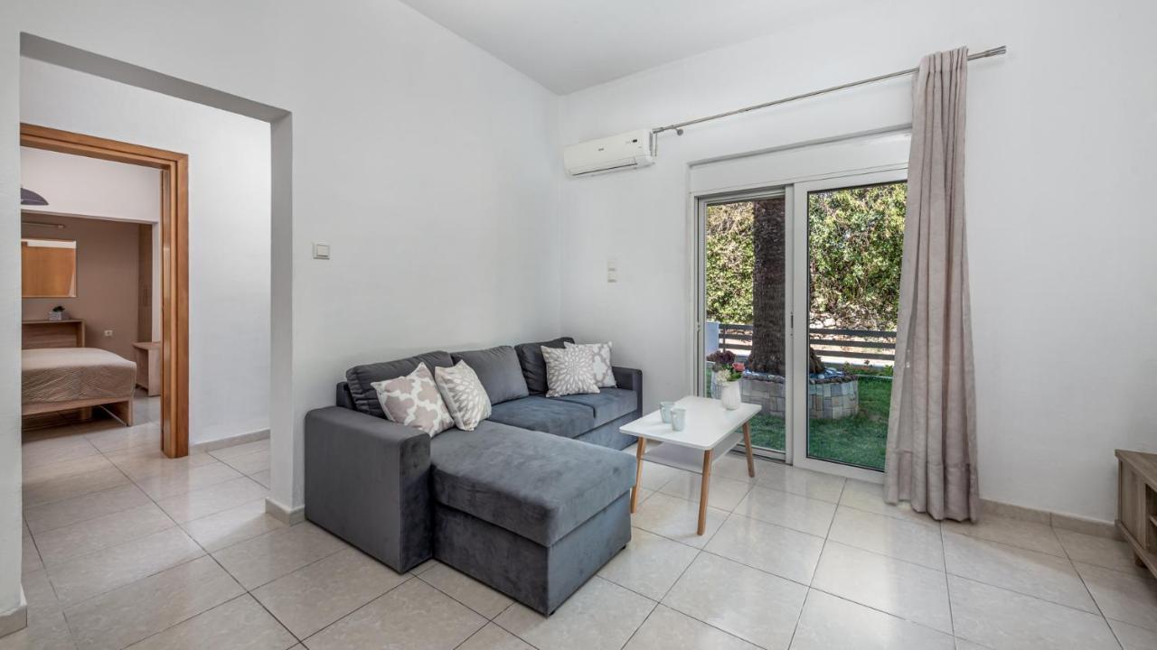 Aleanna Cozy Luxury Apartments Rhodes City ภายนอก รูปภาพ